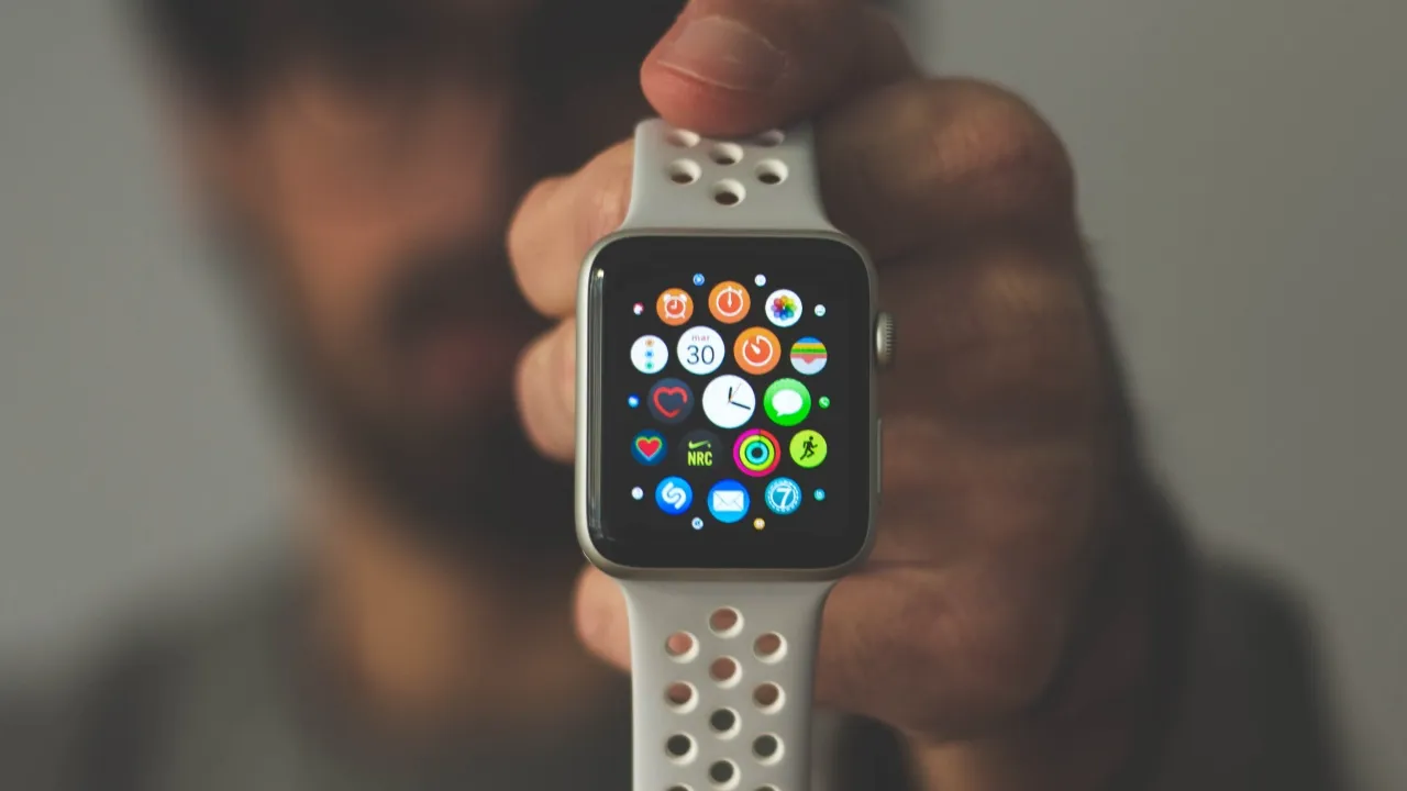 Apple Watch Series 7 มีการเปลี่ยนแปลงด้านการออกแบบ