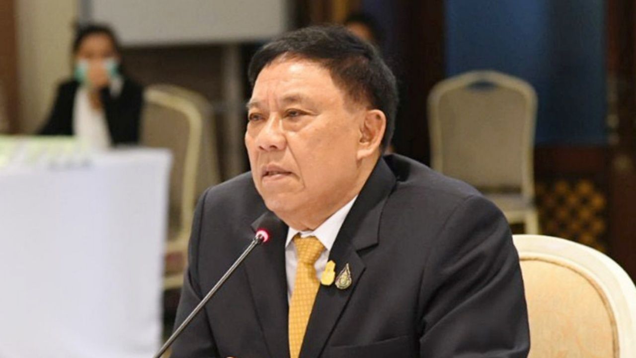 พล.ต.อ.อัศวิน ขวัญเมือง ผู้ว่าฯ กทม. 