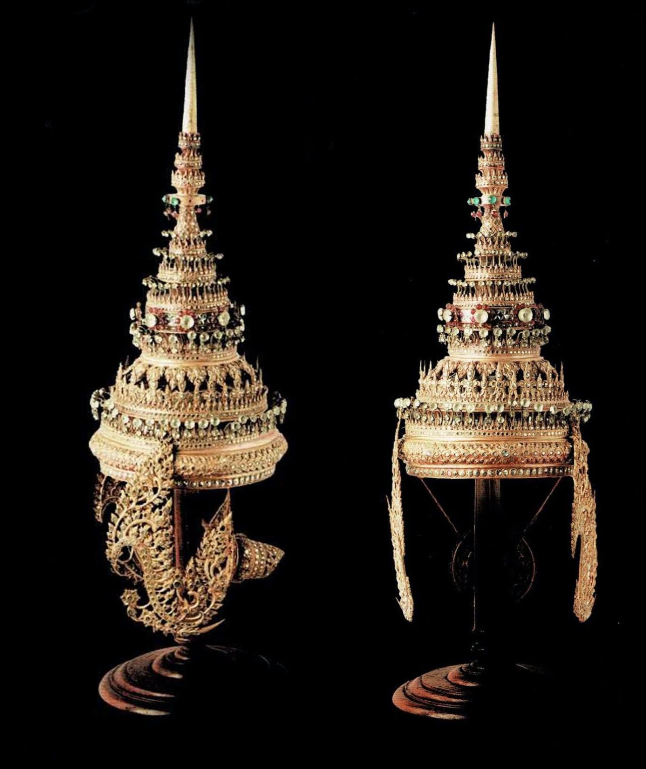 ที่มา : หนังสือวิวัฒนาการ เครื่องแต่งกายโขนละคร สมัยรัตนโกสินทร์ 2552