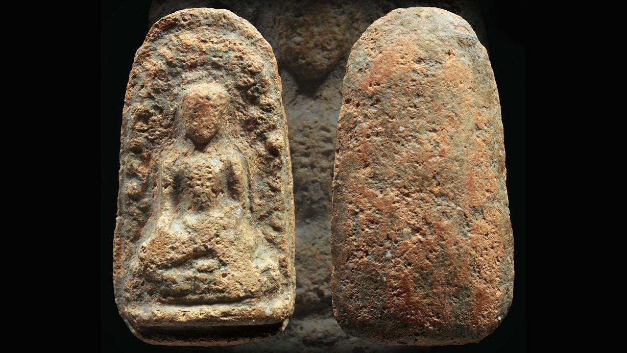 พระลือ หน้ามงคล กรุประตูลี้ ลำพูน ของตะวัน พระสกุลลำพูน