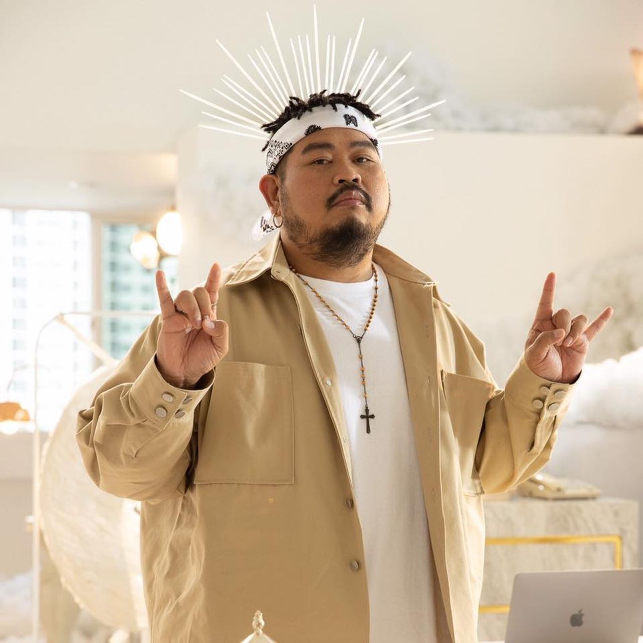 ป๊อบ ปองกูล ขอบคุณภาพจากเพจ Pongkool