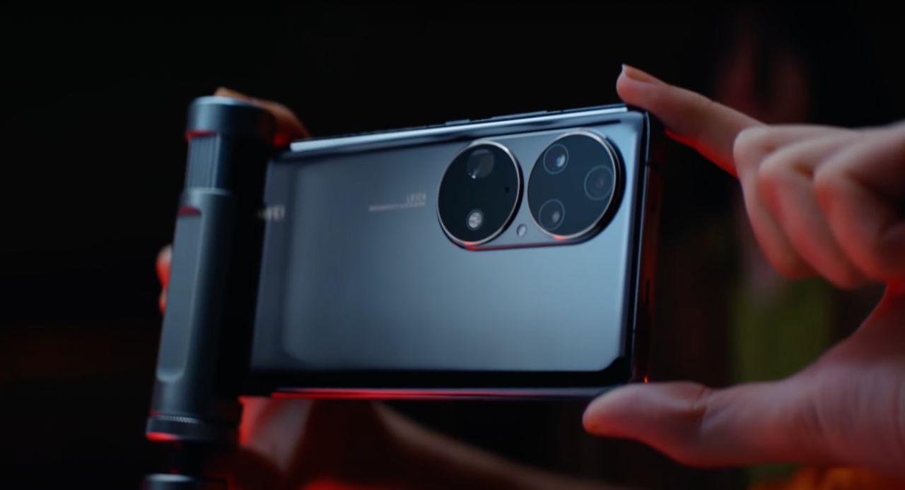 กล้องหลังแบบทรงกลม