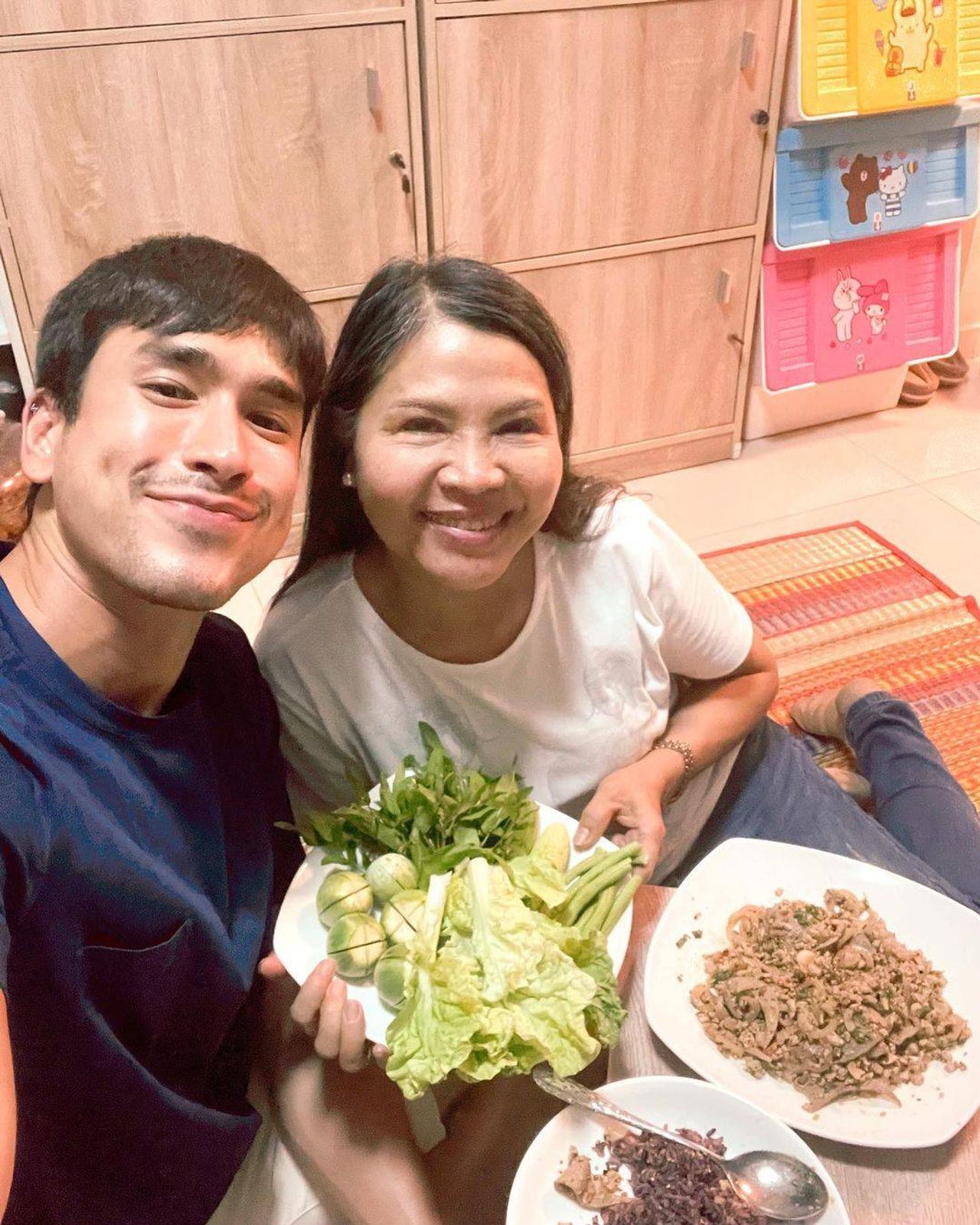 แม่แก้ว-ณเดชน์ ขอบคุณภาพจากไอจี @keaw_jung