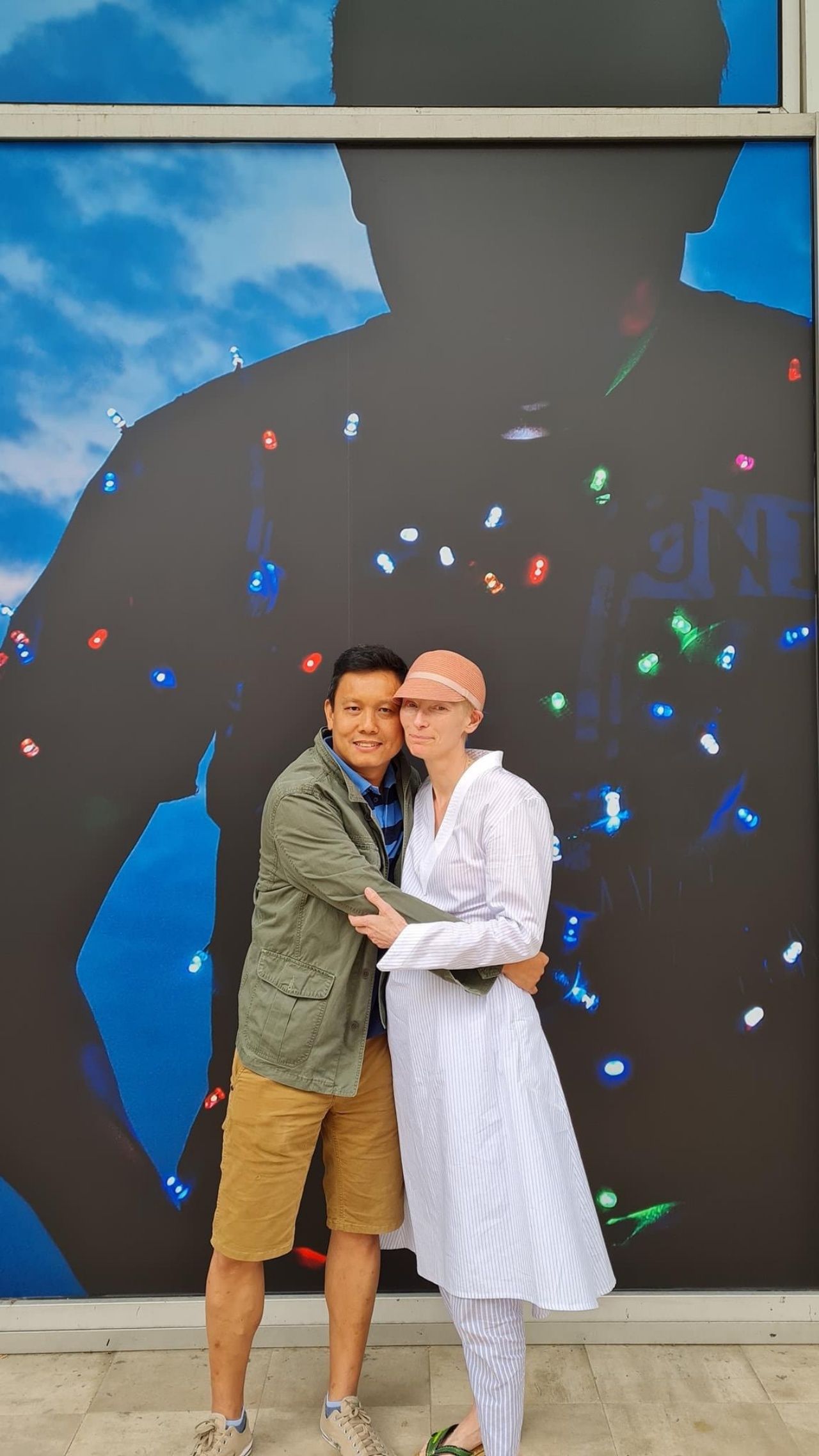 โต้ง ศักดา ปะทะกับ ทิลด้า สวินตัน