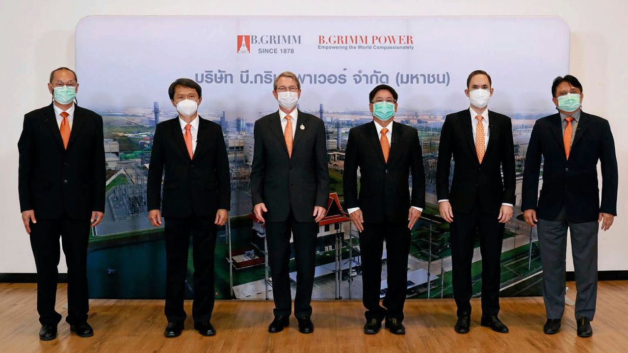 พร้อมลุย ดร.ฮาราลด์ ลิงค์ ประธาน บี.กริม แถลงข่าวออนไลน์ “7 ยุทธศาสตร์ บี.กริม มุ่งสร้างพลังให้กับสังคมโลกด้วยความโอบอ้อมอารี” ด้วยเป้าหมายก้าวสู่บริษัทผู้ผลิตพลังงานชั้นนำระดับโลก โดยมี โชติ ชูสุวรรณ มาร่วมแถลงด้วย ที่ สนง.ใหญ่ บริษัท บี.กริม เพาเวอร์ วันก่อน.