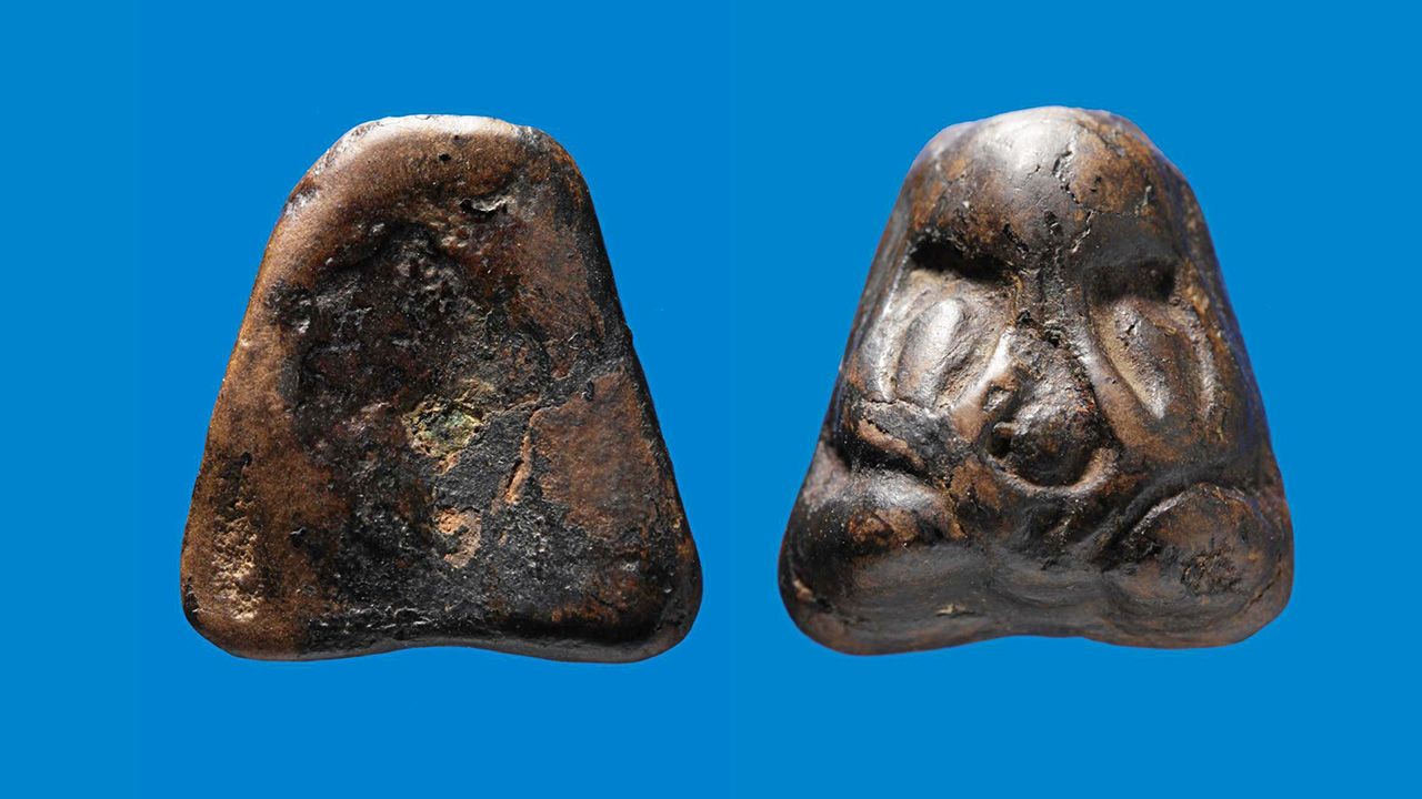 พระปิดตา พิมพ์ใหญ่หลังยันต์ เนื้อผงคลุกรัก หลวงปู่เจียม วัดกำแพง ของวีระชัย ไชยเจริญ.