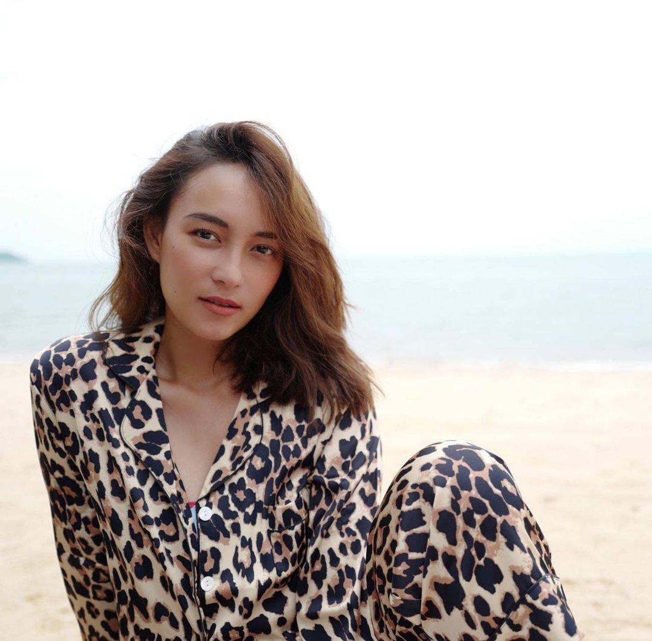 บี น้ำทิพย์ ขอบคุณภาพจากไอจี @beenamthipofficial