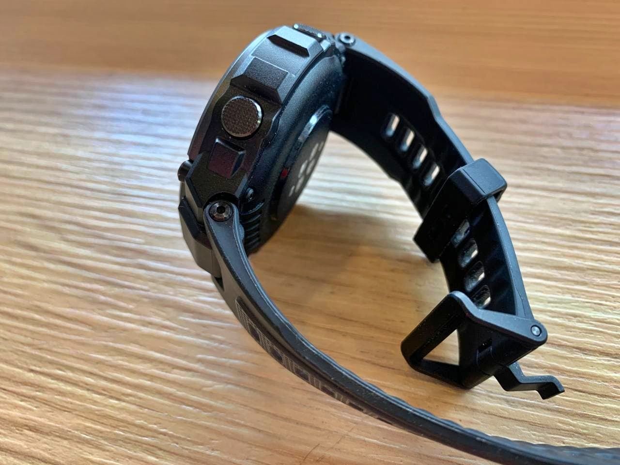 สายนาฬิกามีน้ำหนักเบามาก