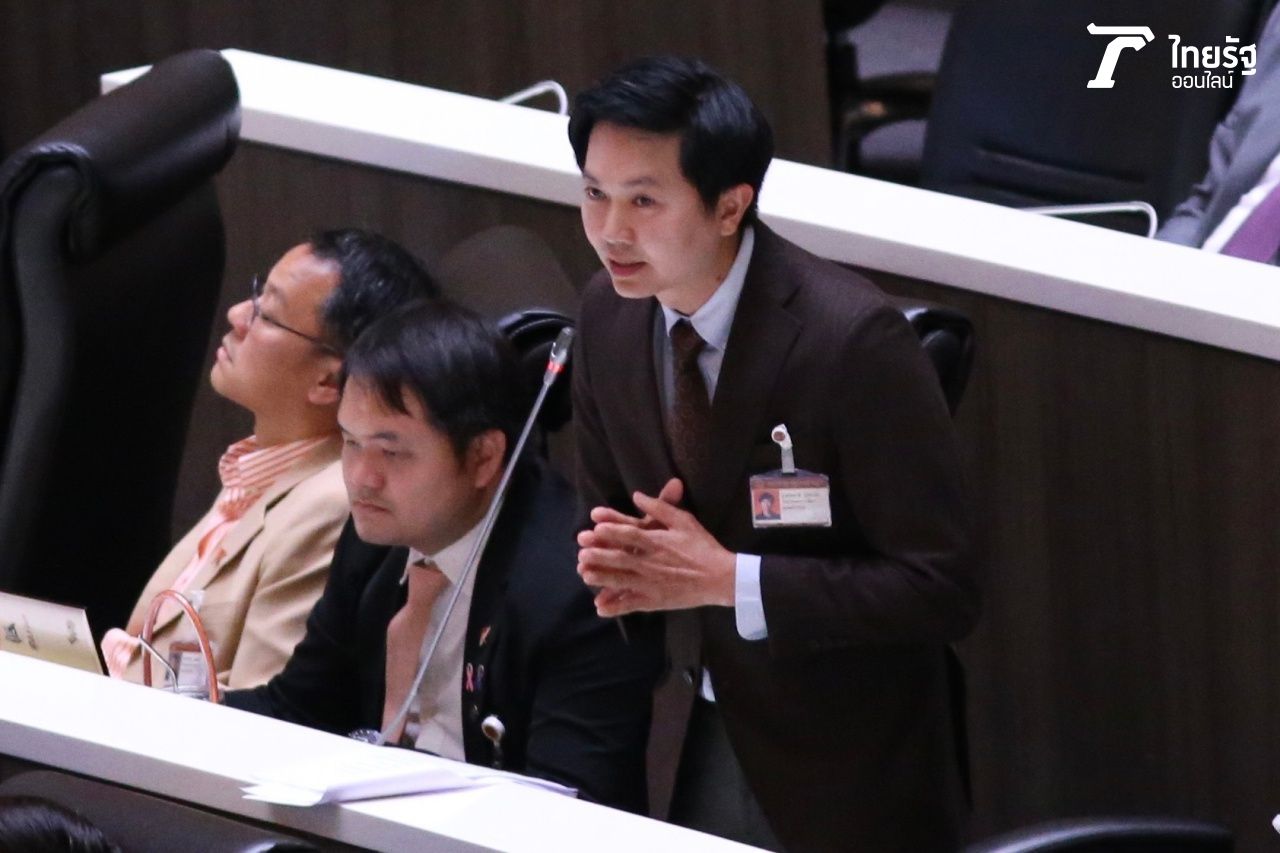 นายปิยชาติ รุจิพรวศิน สส.นครราชสีมา พรรคก้าวไกล