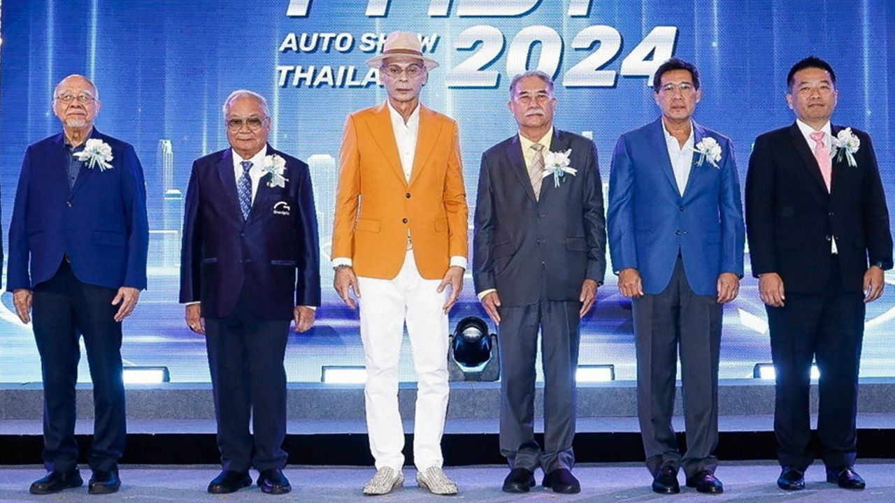 ครบวงจร-ชาดา ไทยเศรษฐ์ รมช.มหาดไทย เปิด “ฟาสต์ ออโต โชว์ ไทยแลนด์ 2024” งานแสดงและซื้อขายรถครบวงจรให้ พัฒนเดช อาสาสรรพกิจ จัดถึง 7 ก.ค. โดยมี ดร.ปราจิน เอี่ยมลำเนา, ขวัญชัย ปภัสร์พงษ์ และ อัษฎาวุธ อาสาสรรพกิจ มาร่วมงานด้วย ที่ไบเทค บางนา วันก่อน.