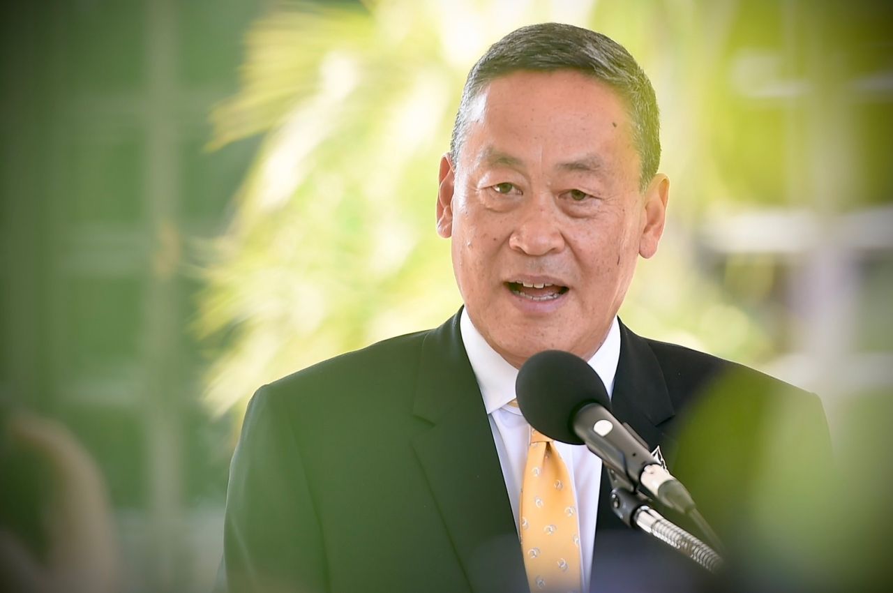 เศรษฐา ทวีสิน นายกรัฐมนตรีและรัฐมนตรีว่าการกระทรวงการคลัง