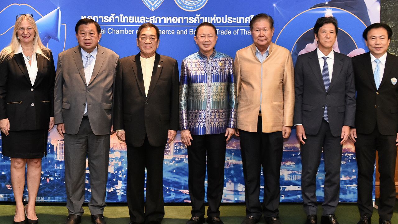 ประชุมใหญ่ สนั่น อังอุบลกุล จัดประชุมใหญ่สามัญสมาชิกสภาหอการค้าแห่งประเทศไทย ครั้งที่ 57 โดยมี ดร.พจน์ อร่ามวัฒนานนท์, อธิป พีชานนท์, วีเบ็คก้า ริสซอน ไรเวอร์ก, โนริอากิ ยามาชิตะ และ ดร.กฤษณะ วจีไกรลาศ มาร่วมประชุมด้วย ที่โรงแรมแกรนด์ ไฮแอท เอราวัณ วันก่อน.