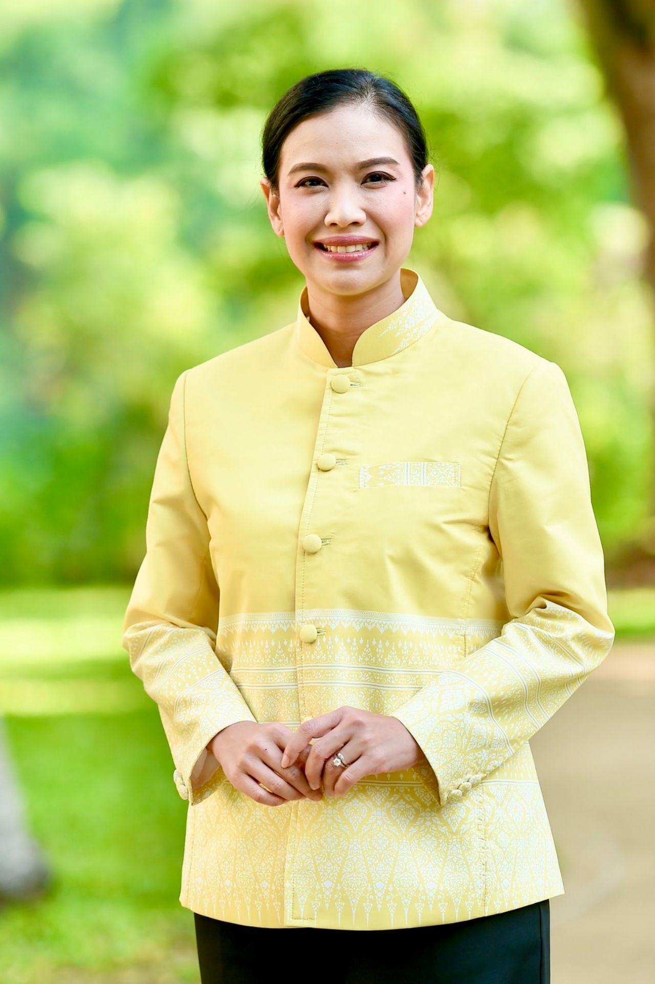 ผ้าลายสุวรรณวัชร์ ที่จะมอบให้คณะรัฐมนตรีสวมใส่ในการประชุม ครม.สัญจร จังหวัดเพชรบุรี วันที่ 14 พฤษภาคม 2567