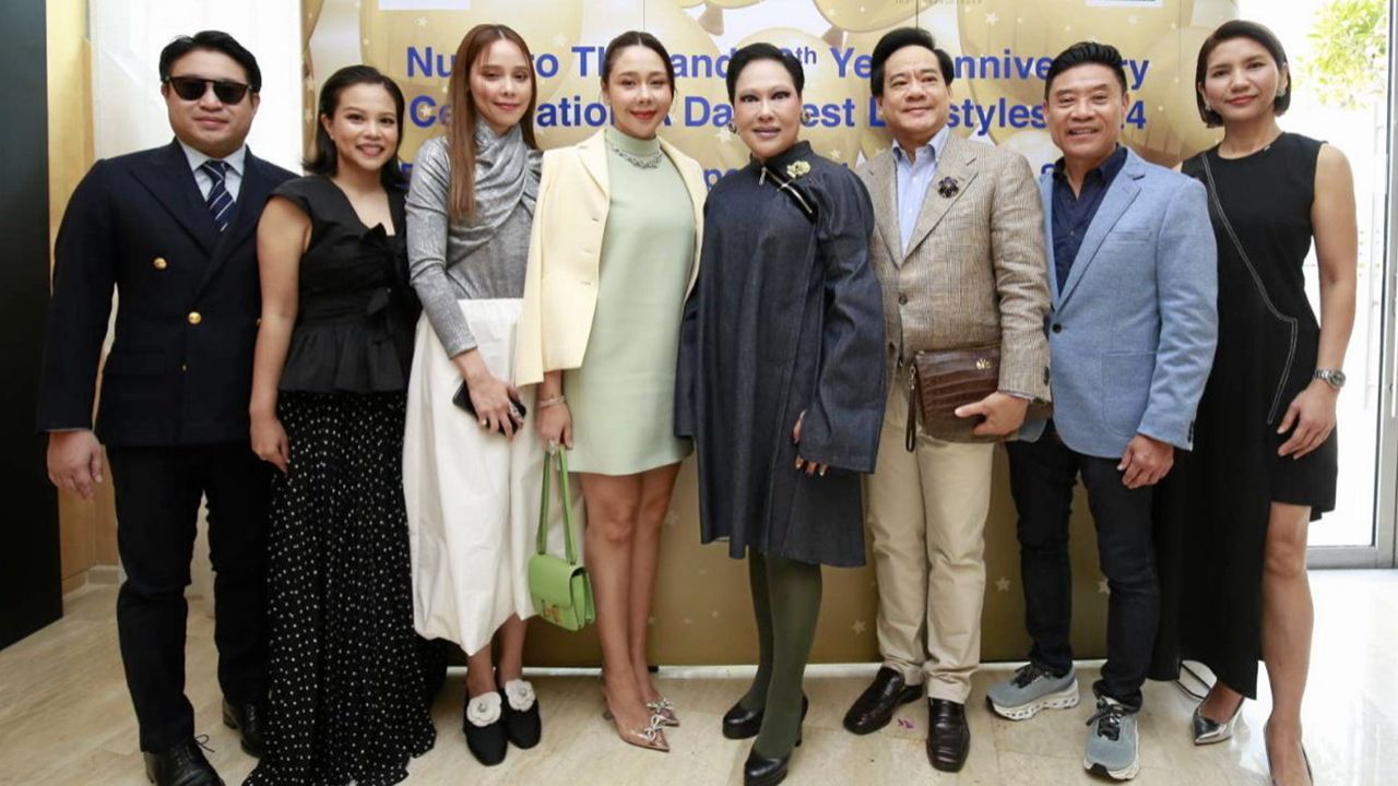 12 ขวบ - อมรสิริ บุญญสิทธิ์ จัดงานฉลองครบรอบ 12 ปี นิตยสารนูเมโร ไทยแลนด์ พร้อมมอบรายได้ส่วนหนึ่งให้สภากาชาดไทย โดยมี ปกรณ์ พรรธนะแพทย์, เกษมสุข จงมั่นคง, ชลิตา สาลีรัฐวิภาค และ ปานัดฌา ไทยเศรษฐ์ มาร่วมงานด้วย ที่โรงแรมพาร์ค ไฮแอท วันก่อน.