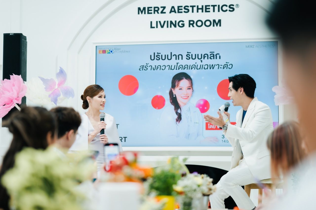 พญ.อรุณี ทองอัครนิโรจน์ เผยถึงเทรนด์การฉีดฟิลเลอร์ปากในปี 2023 พร้อมคำแนะนำก่อนและหลังการฉีดฟิลเลอร์ปากที่ถูกต้อง ภาพจาก Merz Aesthetics 