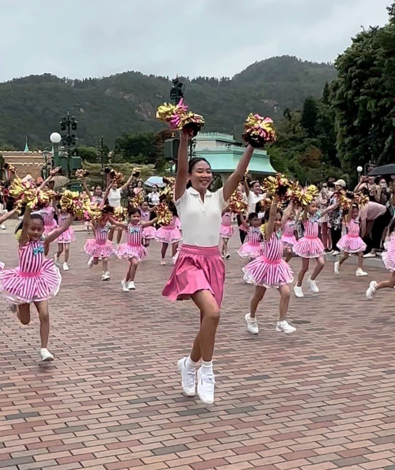 ขอบคุณภาพ : หนิง ศรัยฉัตร กุญชร ณ อยุธยา จีระแพทย์