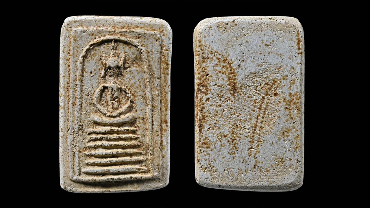 พระสมเด็จเกศไชโย พิมพ์ ๖ ชั้น อกตัน วัดไชโยวรวิหาร ของฐิการ ศุภวิรัชบัญชา.