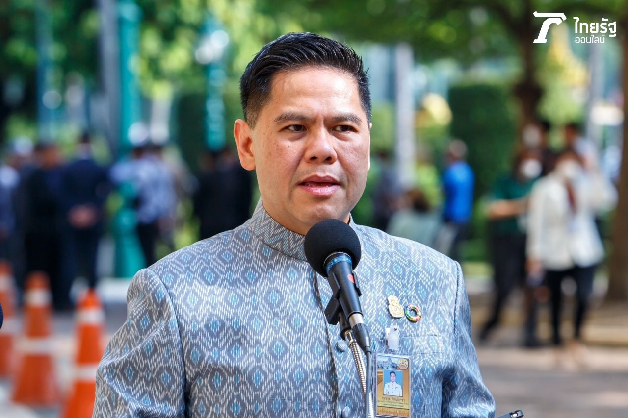 วราวุธ ศิลปอาชา รัฐมนตรีว่าการกระทรวงการพัฒนาสังคมและความมั่นคงของมนุษย์