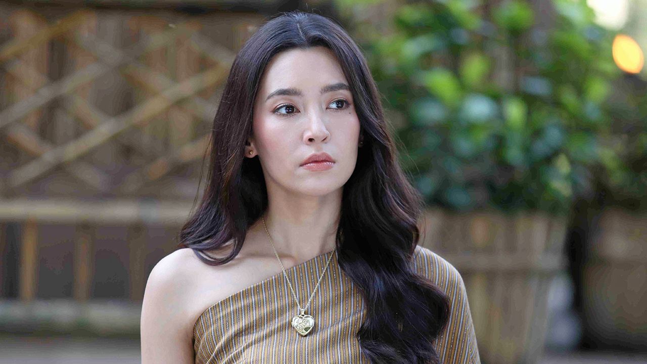 ตอน “บุพเพสันนิวาส” อยุธยาได้ผลประโยชน์การท่องเที่ยวไปเต็มๆ มา “พรหมลิขิต” ตอนนี้ เบลล่า บุกไปเมืองสองแคว งานนี้จังหวัดพิษณุโลกจะได้รับอานิสงส์ด้วย.