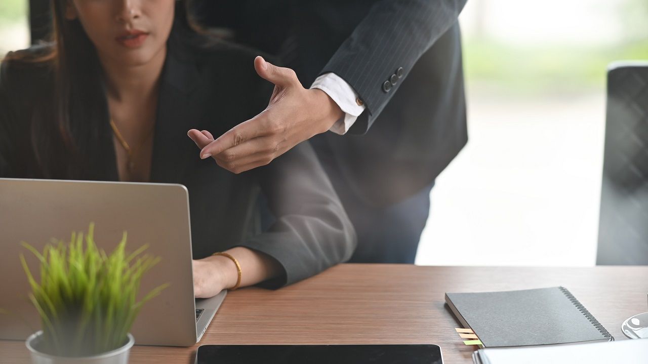 พฤติกรรม Gaslighting สามารถพบได้ในทุกความสัมพันธ์ ทั้งความสัมพันธ์แบบคู่รัก ความสัมพันธ์ในที่ทำงาน ในครอบครัว ในกลุ่มเพื่อน ในโรงเรียน 