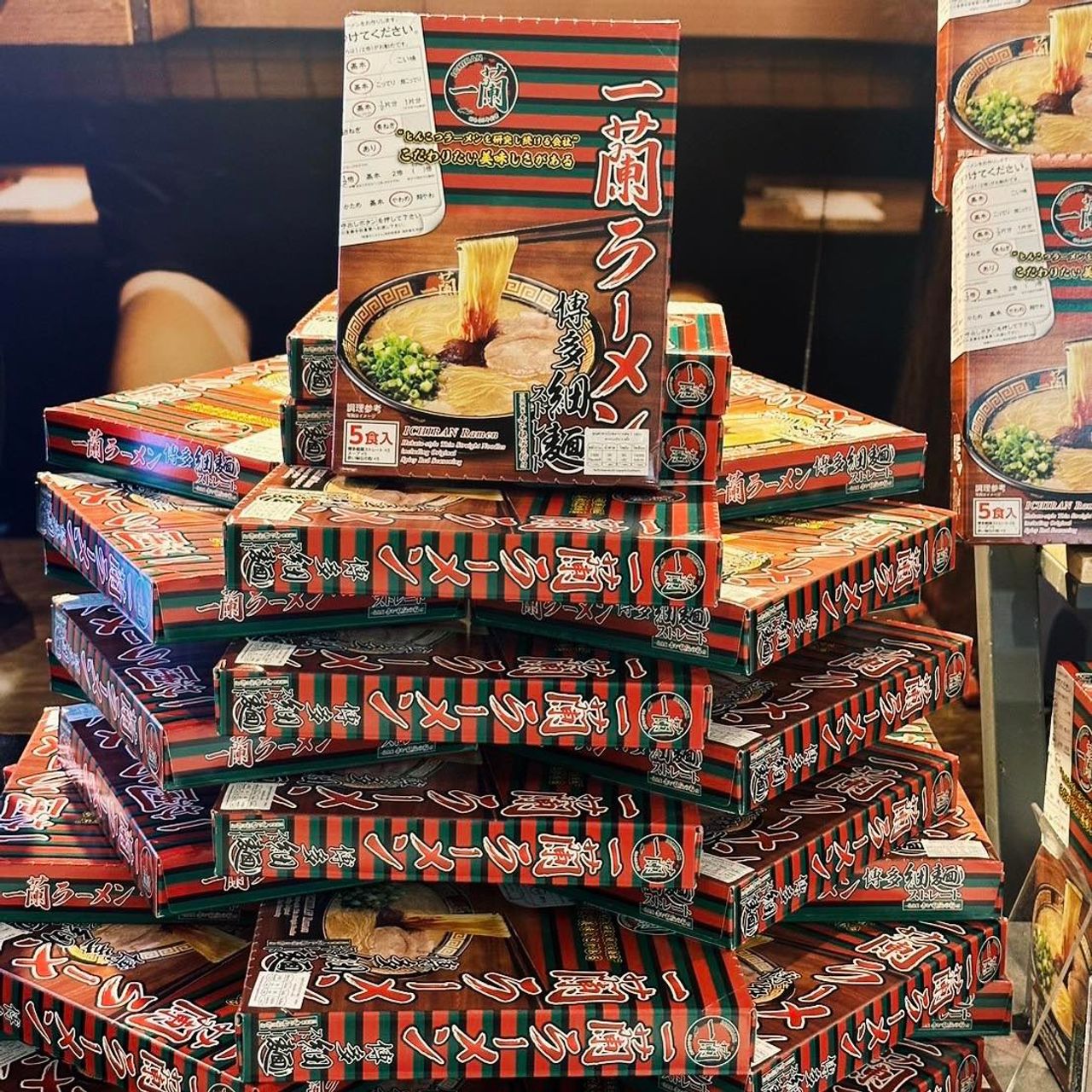 อิจิรัน ราเมง ได้กลายเป็นหนึ่งในซอฟต์พาวเวอร์ของญี่ปุ่นที่พัฒนาจากร้านราเมงชื่อดังสู่ของฝากยอดฮิตของนักท่องเที่ยวทั่วโลก ภาพจาก  เพจ Ichiran Thailand Authorized