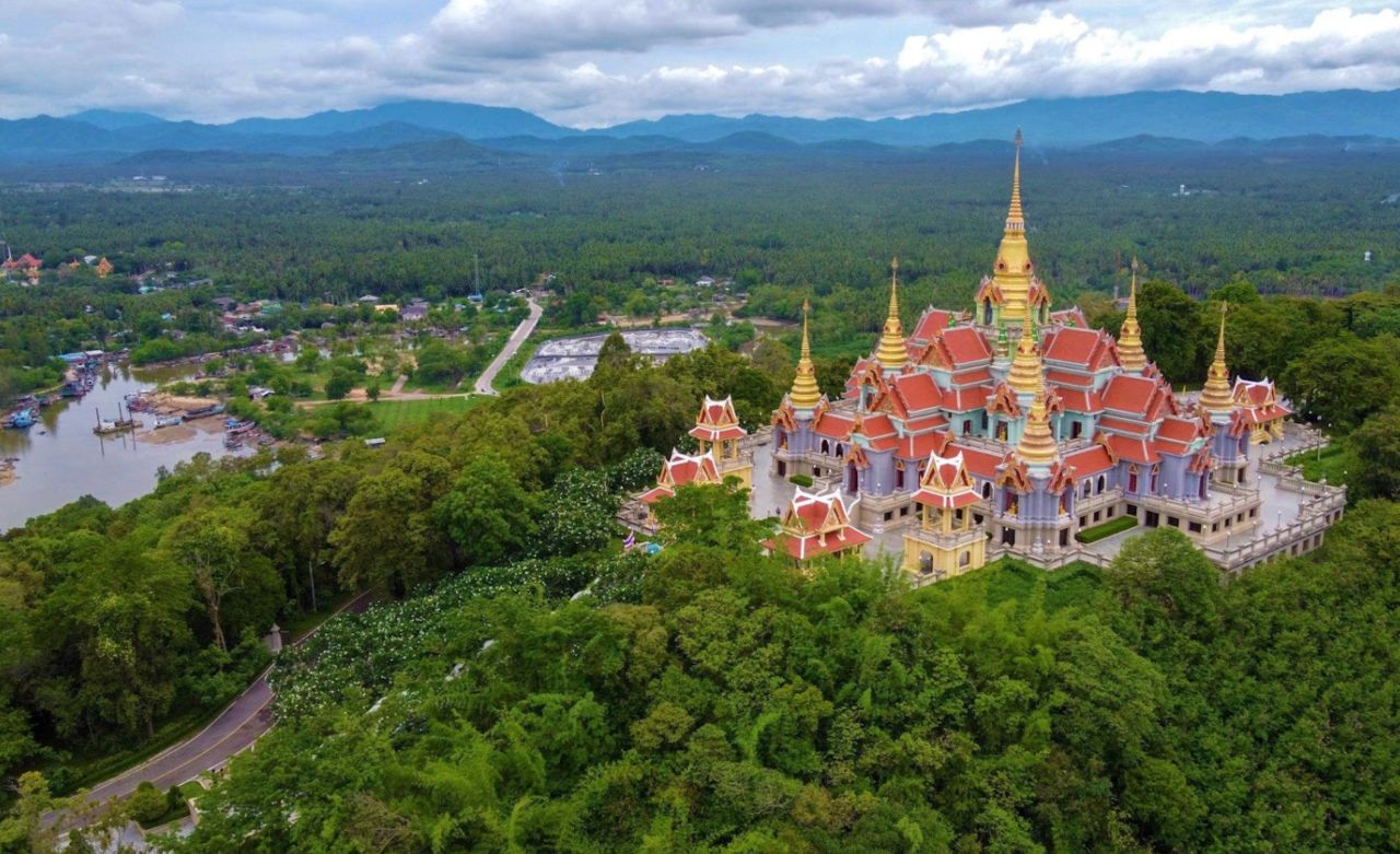วัดทางสาย อ.บางสะพาน จ.ประจวบคีรีขันธ์