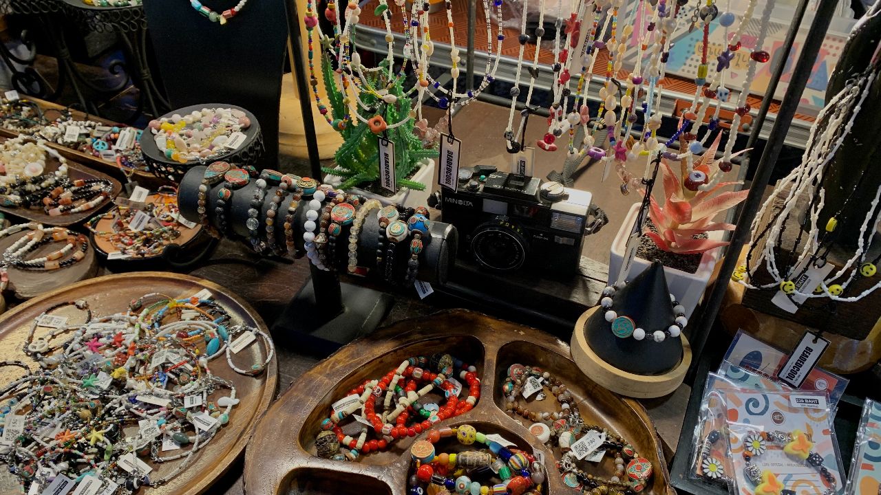 ร้านเครื่องประดับที่ตลาดกรีนวินเทจ รัชโยธิน