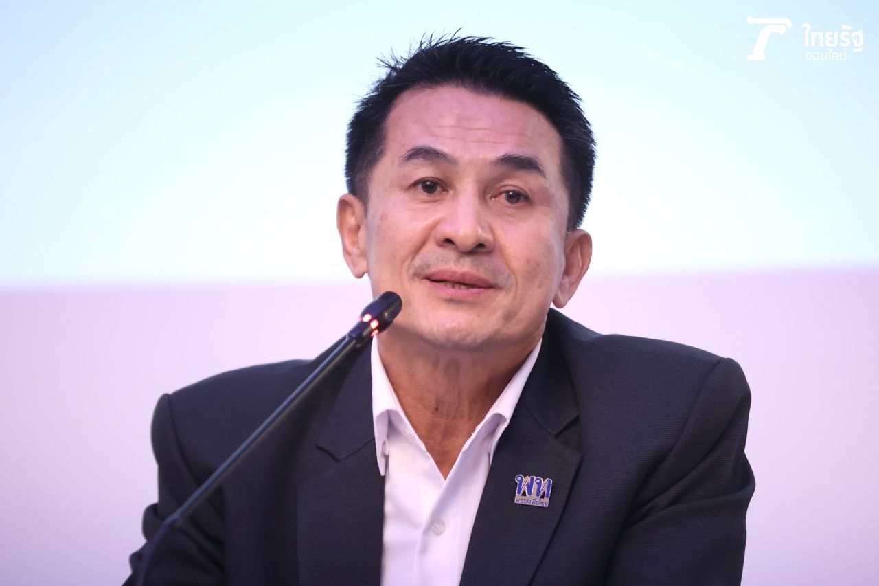 นายแพทย์ชลน่าน ศรีแก้ว