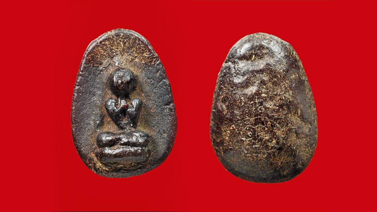 พระปิดตา เนื้อผงคลุกรัก พิมพ์เล็ก หลวงพ่อผุด วัดวังเวียน ของ อิทธิ ชวลิตธำรง.