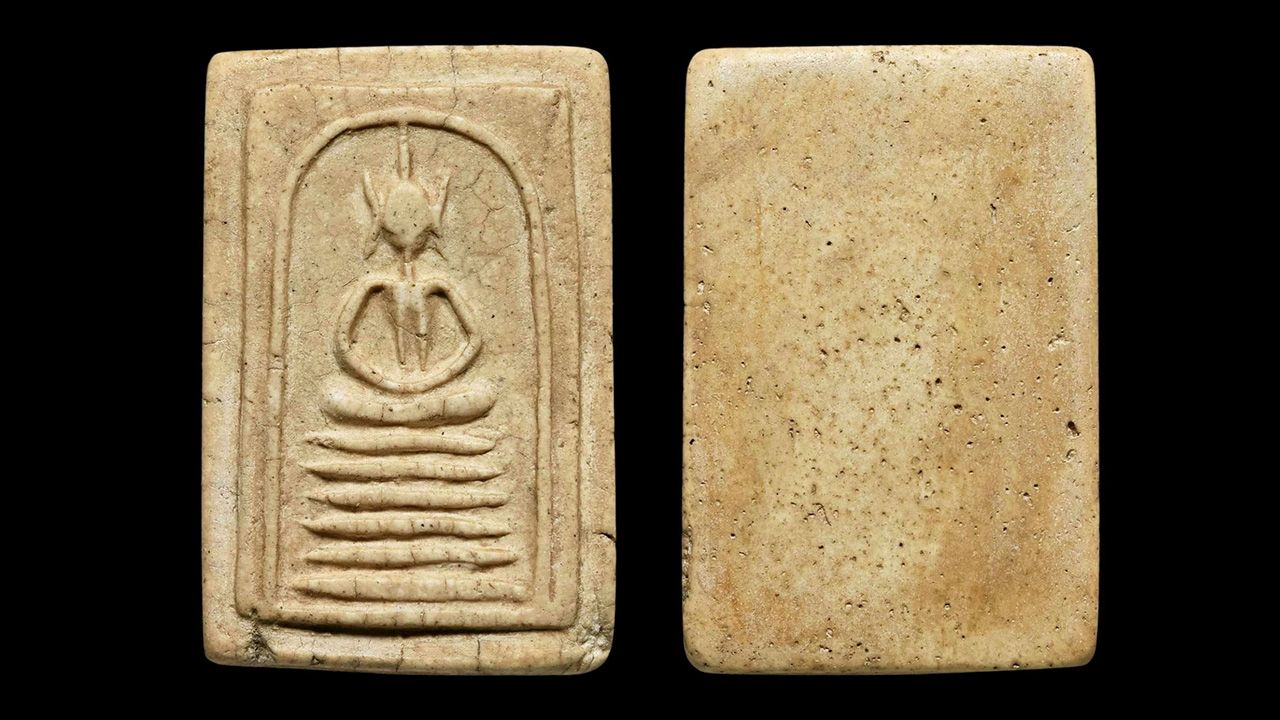 พระสมเด็จเกศไชโย พิมพ์ ๖ ชั้น อกตัน วัดเกษไชโย ของอัครบุตร ลิ้มทรงพรต.