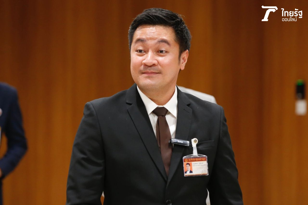 ปดิพัทธ์ สันติภาดา หรือ หมออ๋อง สส.พิษณุโลก และรองประธานสภาผู้แทนราษฎรคนที่ 1