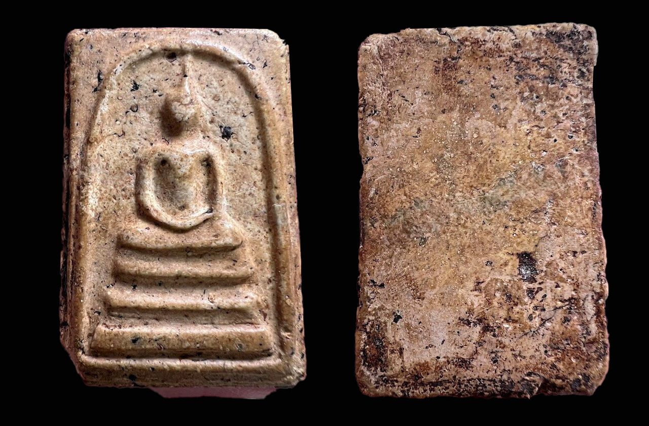 พระสมเด็จ พิมพ์ใหญ่ วัดระฆังฯ ของ คำรณ สัยยะนิฐี.