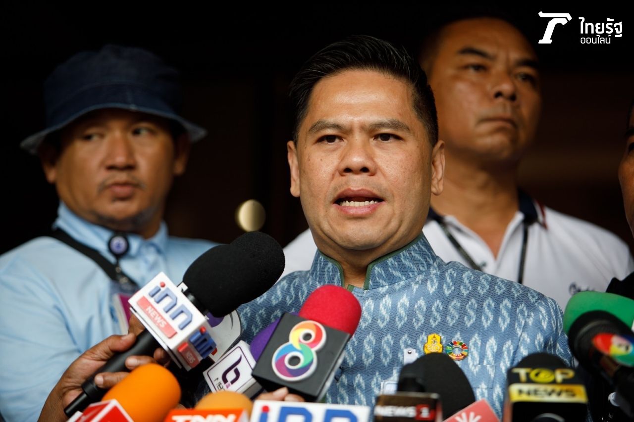 วราวุธ ศิลปอาชา รัฐมนตรีว่าการกระทรวงการพัฒนาสังคมและความมั่นคงของมนุษย์