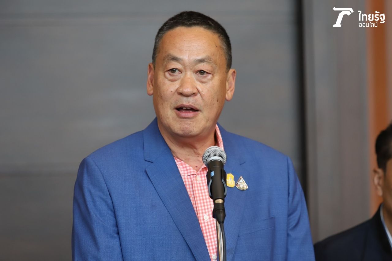 เศรษฐา ทวีสิน นายกรัฐมนตรีและรัฐมนตรีว่าการกระทรวงการคลัง