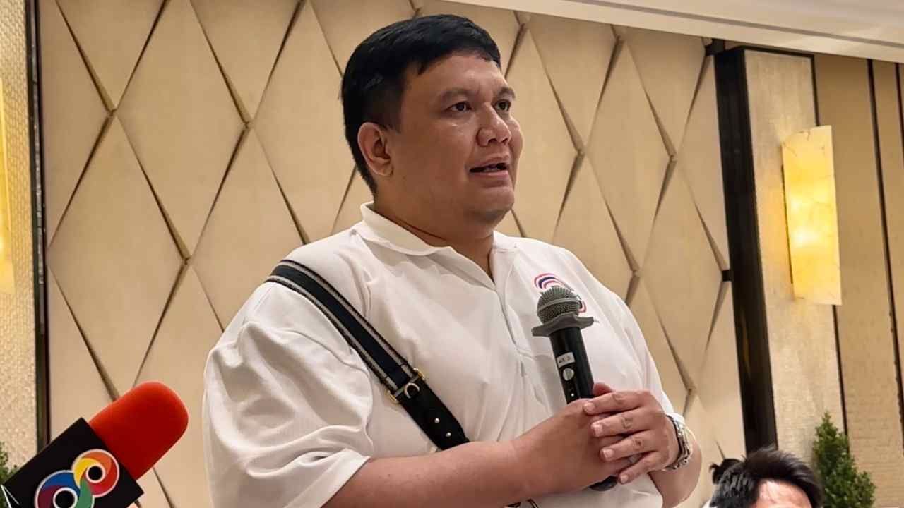 นายไผ่ ลิกค์ สส. กำแพงเพชร พปชร.