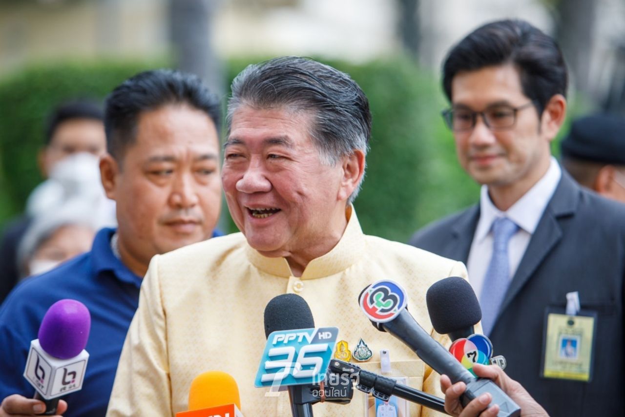 นายภูมิธรรม เวชยชัย รองนายกฯ และรมว.พาณิชย์