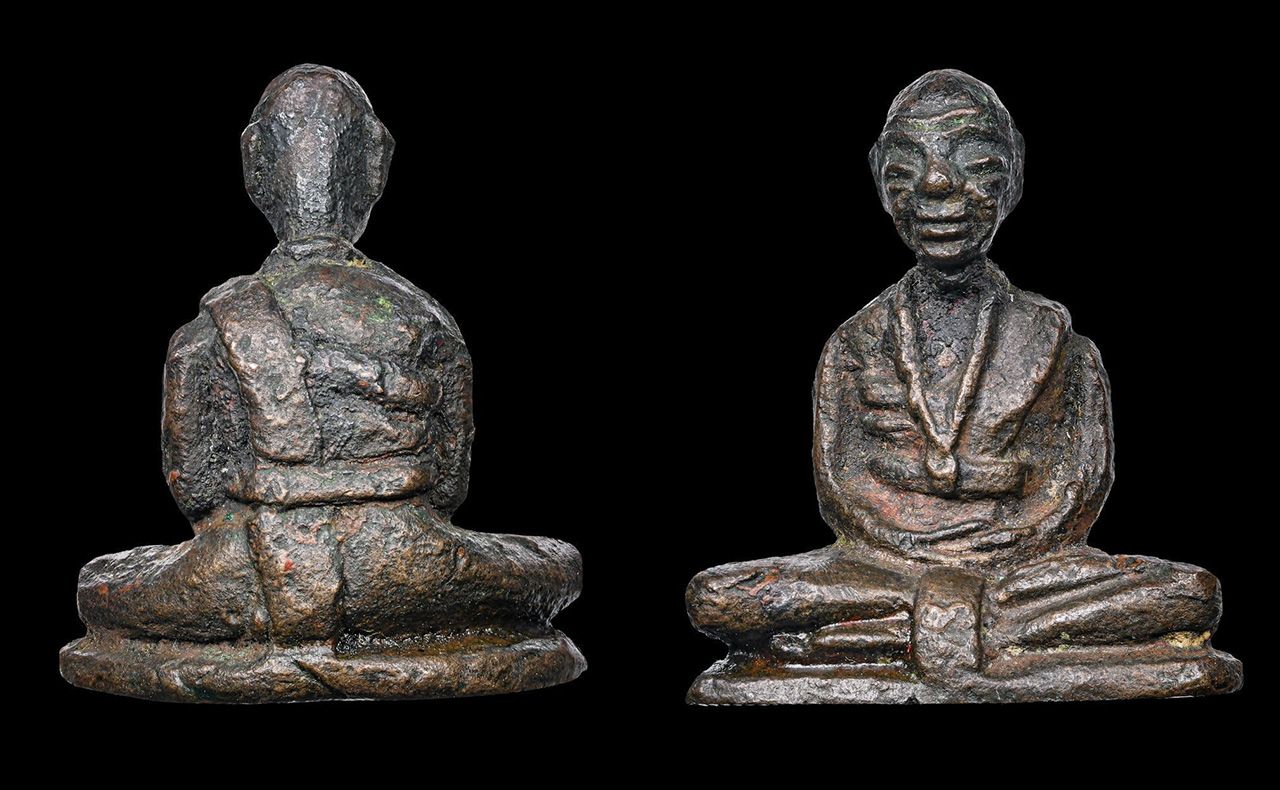 รูปเหมือนหล่อโบราณ ครูบาเจ้าศรีวิชัย พ.ศ.๒๔๗๗-๗๘ วัดศรีโสดา ของแม็ก เชียงใหม่.