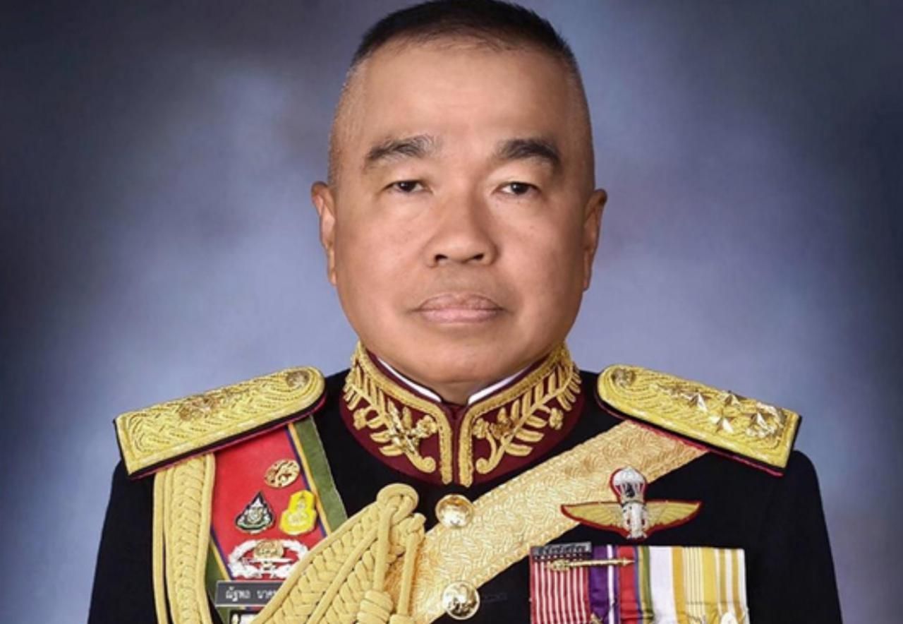 พล.อ.ณัฐพล นาคพาณิชย์ อดีตเลขาธิการ สมช. ถูกเสนอชื่อเป็นรมว.กลาโหม