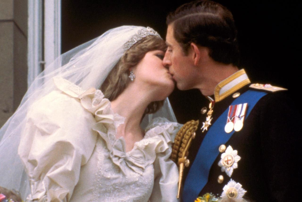 เจ้าหญิงไดอานาอภิเษกสมรสเมื่อปี 2524