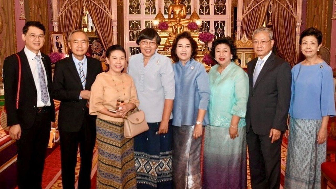 บำเพ็ญกุศล รศ.พญ.เยาวลักษณ์ ชาญศิลป์, พิกุลแก้ว ไกรฤกษ์, ปิ่นทิพย์ บูรณสถิตย์พร และ ผศ.ดร.อภิสิทธิ์ ฉัตรทนานนท์ จัดพิธีบำเพ็ญกุศลถวาย สมเด็จพระเจ้าพี่นางเธอ เจ้าฟ้ากัลยาณิวัฒนา กรมหลวงนราธิวาสราชนครินทร์ ในโอกาสวันสิ้นพระชนม์ครบ 16 ปี ที่วัดราชบพิธ วันก่อน.
