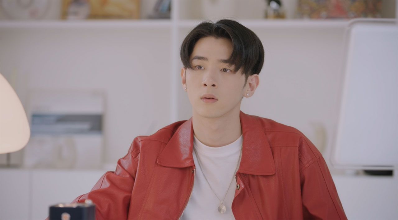 เบสท์ รับบทโดย เบสท์-ชลสวัสดิ์ เตียววณิชกุล หนุ่มหล่อ ลีดเดอร์ สุดจริงจัง