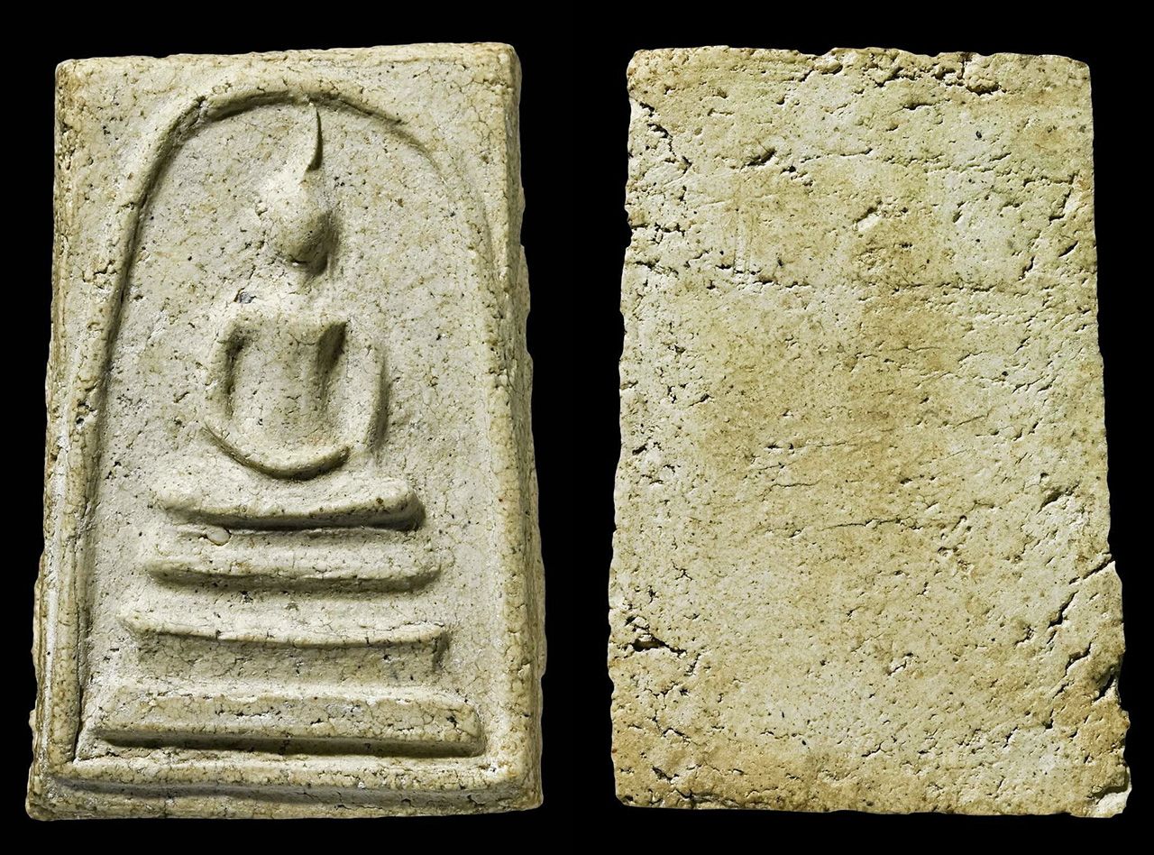 พระสมเด็จ พิมพ์ใหญ่ (องค์เกศสะบัด) สมเด็จพระพุฒาจารย์ (โต) วัดระฆังฯ ของ ธีรพล นพรัมภา.