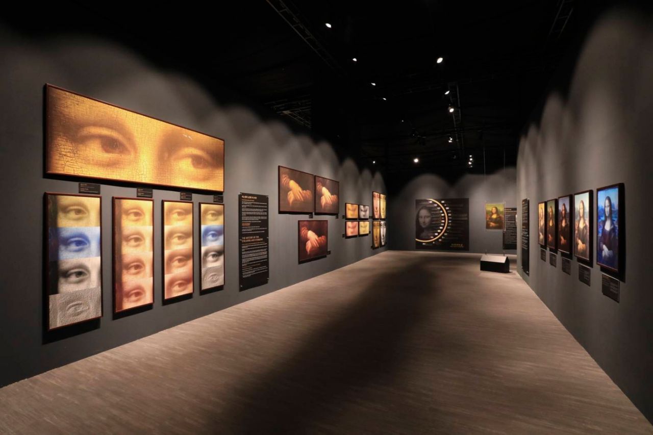 โมนาลิซ่า (Mona Lisa) ผลงานที่ทำให้ทุกคนทั้งโลกรู้จักชื่อของเลโอนาร์โด ดา วินชี แม้เจ้าตัวจะเสียชีวิตไปมากกว่า 500 ปีแล้วก็ตาม