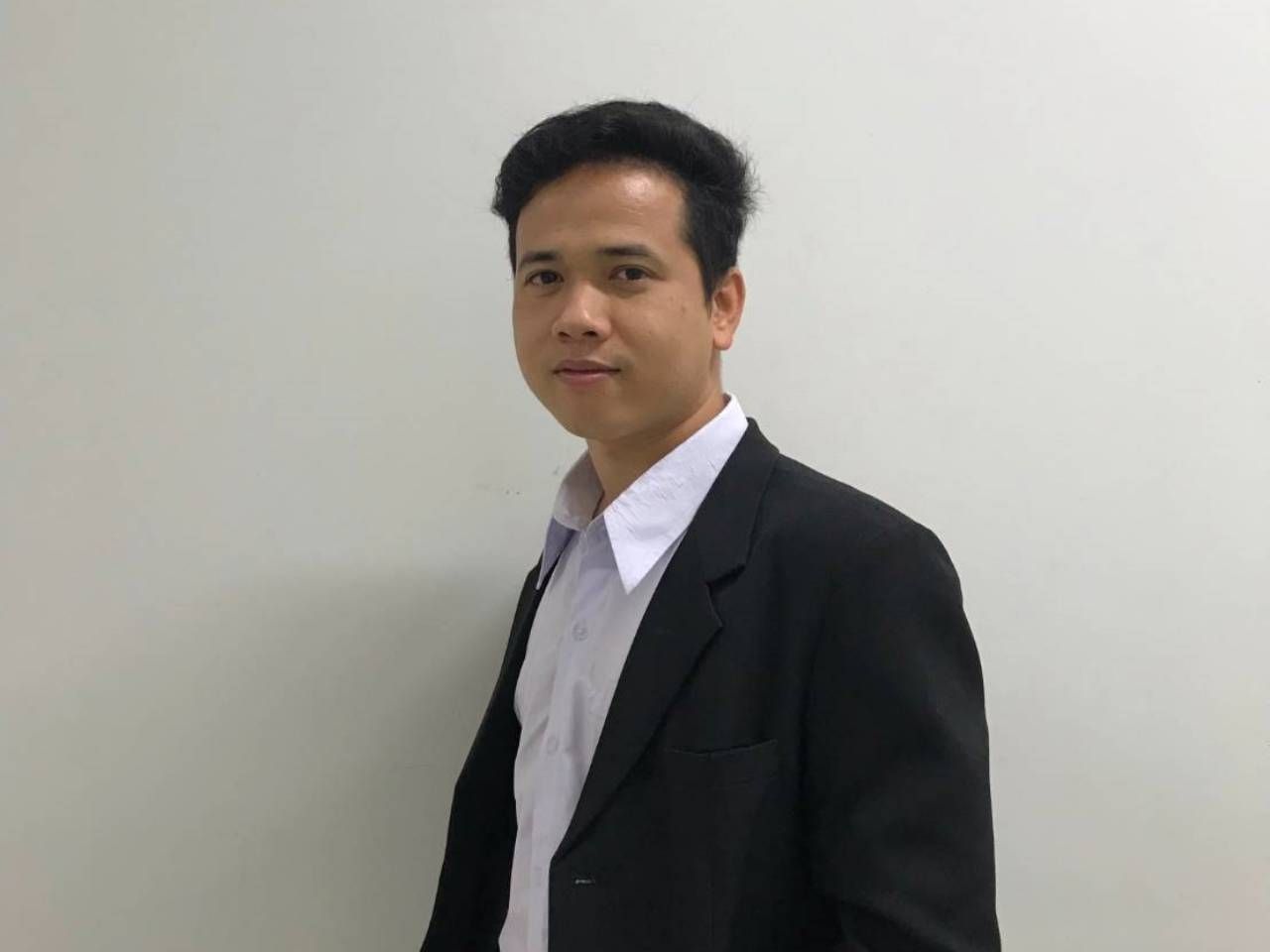 นายรุ่งเพชร ปัญญาวุฒิ ผู้รักษาการแทนหัวหน้าฝ่ายสำนักงานอนุรักษ์พันธุกรรมพืชอันเนื่องมาจากพระราชดำริฯ ศูนย์อนุรักษ์พันธุกรรมพืชอันเนื่องมาจากพระราชดำริฯ มทร.สุรนารี