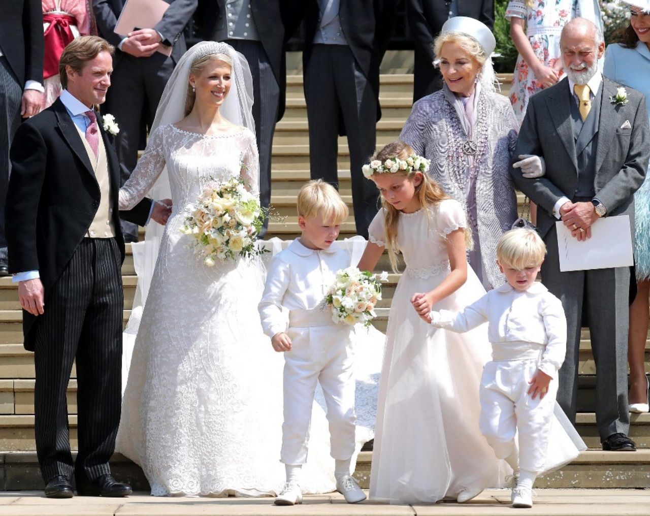 ภาพความสุขในวันเสกสมรสของ เลดี้ กาเบรียลลา วินด์เซอร์ กับโทมัส คิงสตัน  เมื่อเกือบ 5 ปีที่แล้ว ก่อนที่คิงสตันจะเสียชีวิตกะทันหัน สร้างความตกใจให้กับสมาชิกราชวงศ์อังกฤษอย่างยิ่ง เมื่อ 25 ก.พ.2567