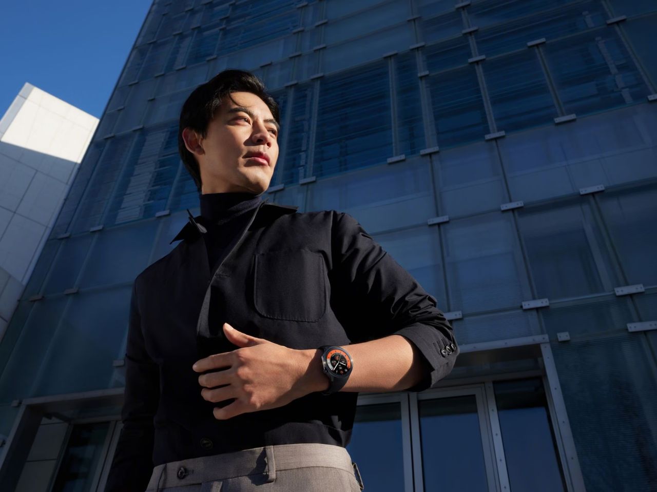 Oppo Watch X ออกแบบในลักษณะเอาใจสายสปอร์ต และใส่ใช้งานชีวิตประจำวัน