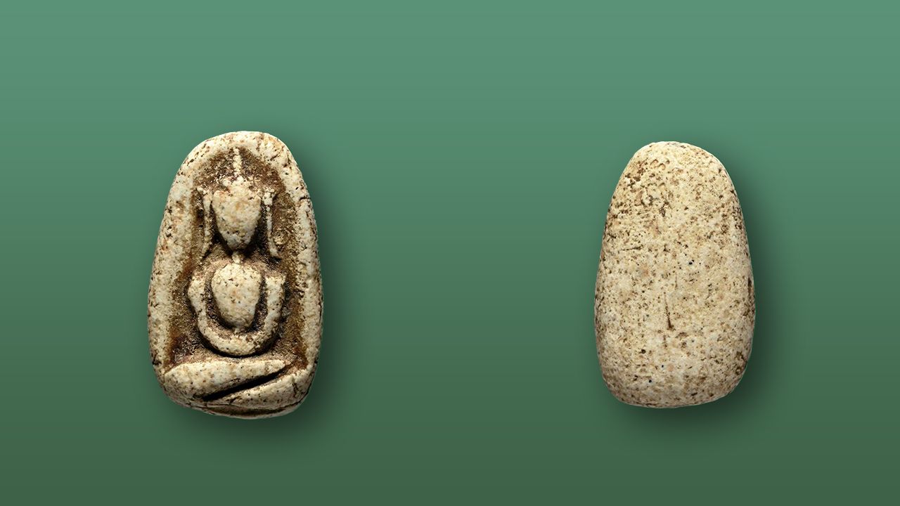 พระพิมพ์ตุ๊กตาเล็ก สมเด็จพระญาณสังวร (สุก ไก่เถื่อน) วัดราชสิทธาราม ของฮิม ท่าพระจันทร์.