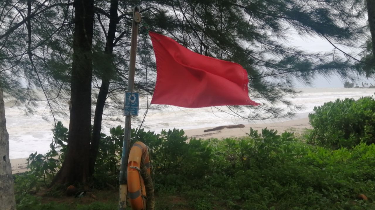 ประกาศ ฉ.2 ฝนตกหนักถึงหนักมาก อ่าวไทย-อันดามัน คลื่นลมแรง
