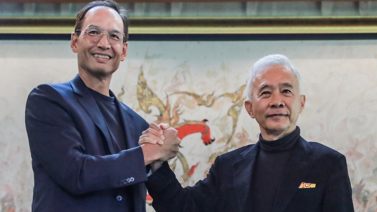 ประกาศจับมือร่วมงานการเมือง “กรณ์-สุวัจน์” เห็นตรงกันต้องกู้วิกฤติเศรษฐกิจ