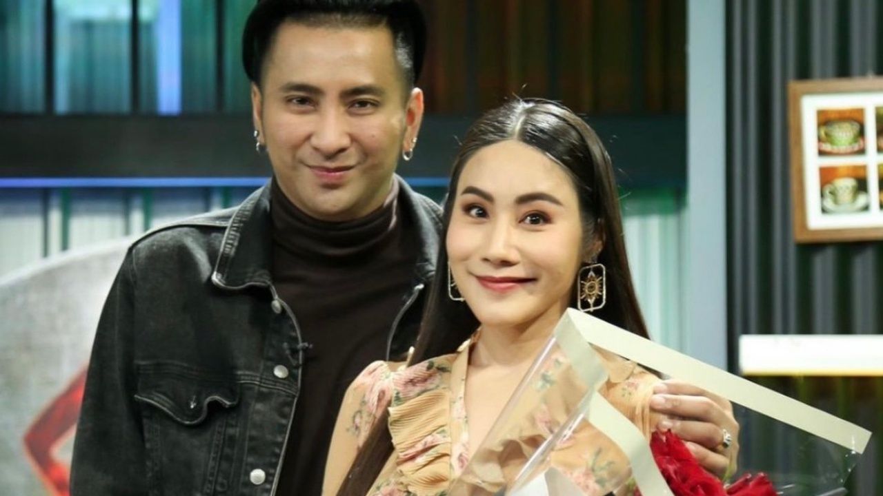 เมีย บอล เชิญยิ้ม โพสต์ข้อความถึงใคร อ่านแล้วจุก "ให้เกียรติไม่ใช่ก้าวก่าย"